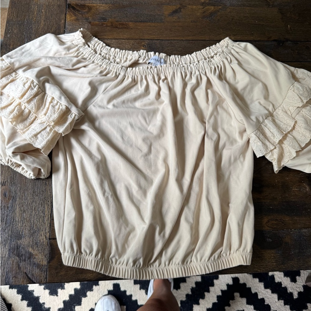 Evereve Boho Off Shoulder Top Flutter Sleeves - image 4